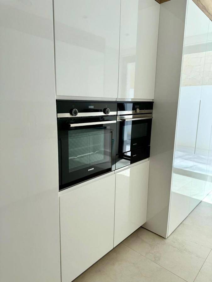 Villa pour 8 personnes, avec vue et bassin pour enfant ainsi que terrasse et piscine, animaux acceptés à Benidorm - 4