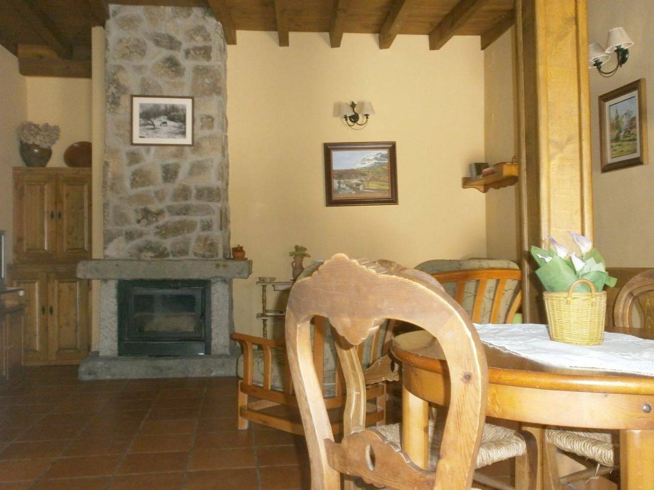 Casa Rural Valdeascas in Navarredonda de Gredos, Provincia de Ávila