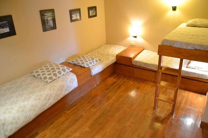 Apartamento entero, Apartamento 3 hab. 8 Pax, Tenis, Chimenea, Vistas y Mascotas Ok in Ger, Pirineo Catalan