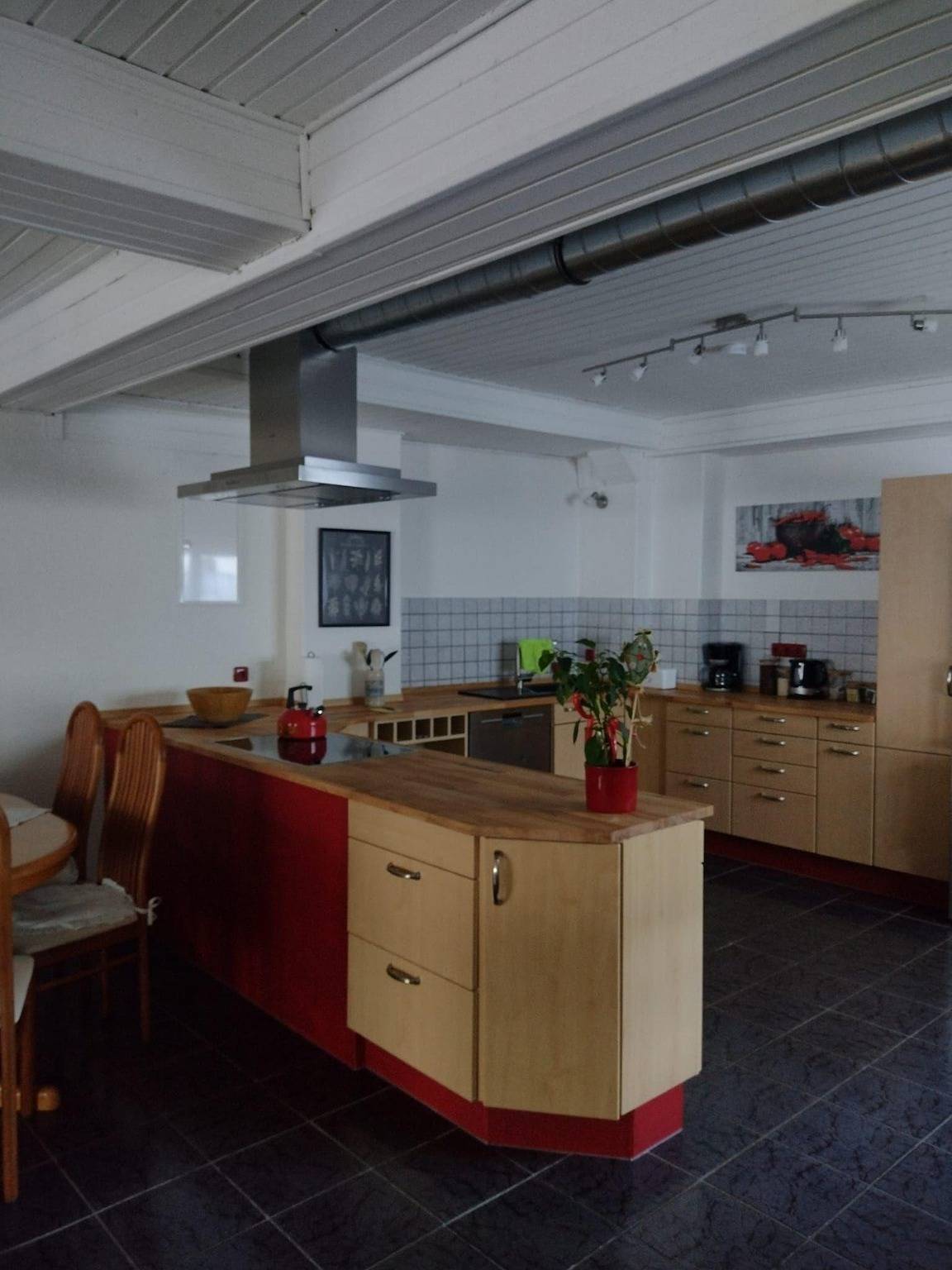 Ganze Ferienwohnung, Ferien in ruhiger Straße in Stadtteil von Gießen in Gießen, Lahntal