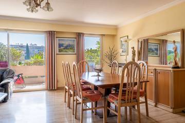 Location De Vacances pour 6 Personnes dans Cagnes-sur-Mer, Région de Cannes, Photo 2