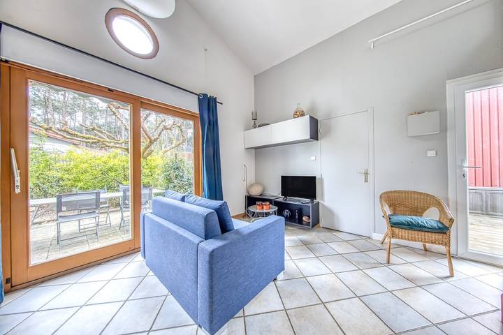 Gîte pour 6 personnes, avec jardin, adapté aux familles à Hourtin - 3