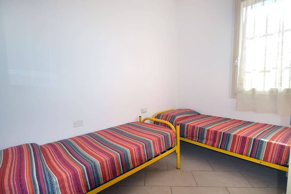 Renovierte Villa im Erdgeschoss mit großem Garten in exklusiver Umgebung in Comacchio, Ferrara Provinz