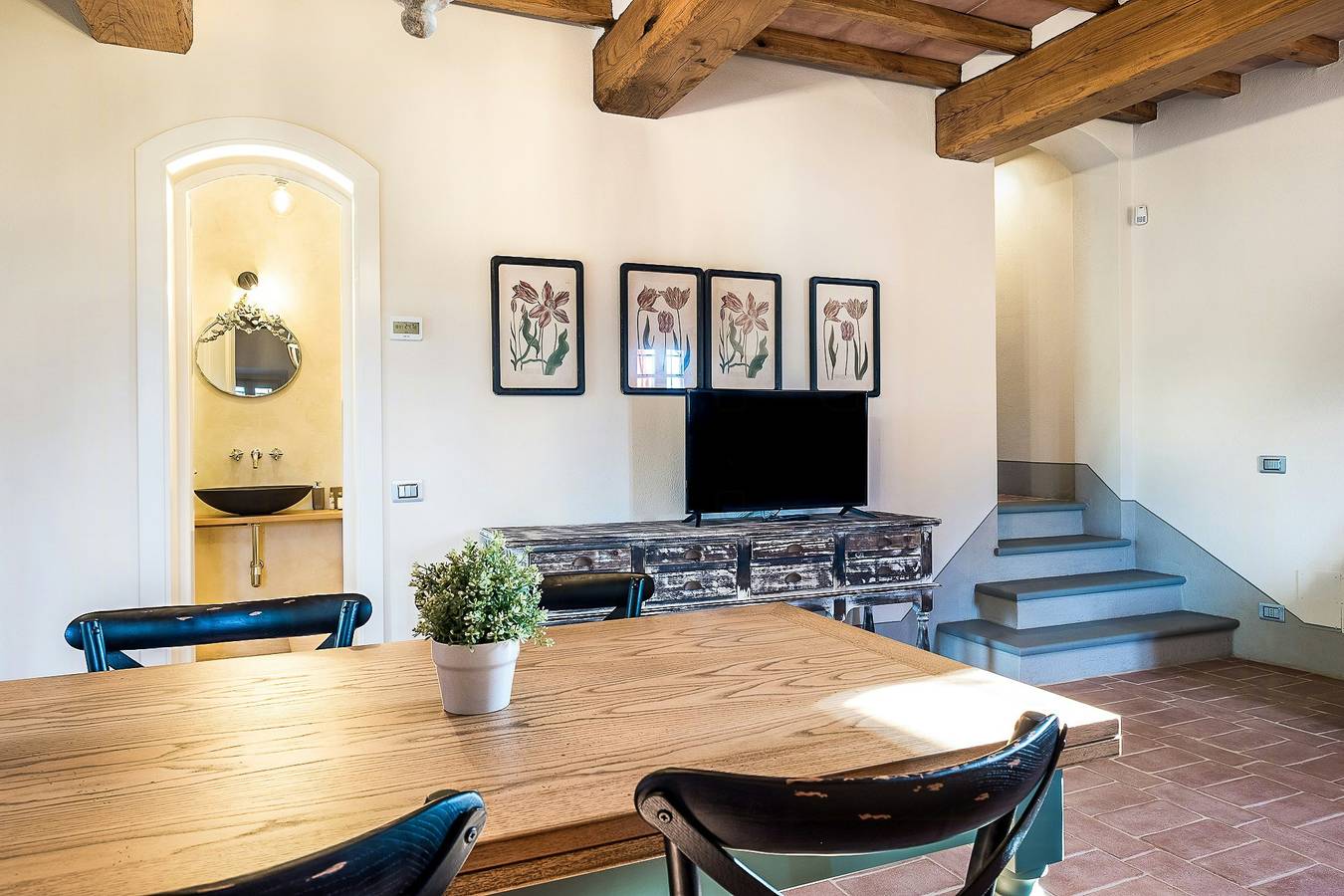 Ganze Wohnung, Wohnung in einem Bauernhaus mit Blick auf die Toskana in Reggello, Valdarno