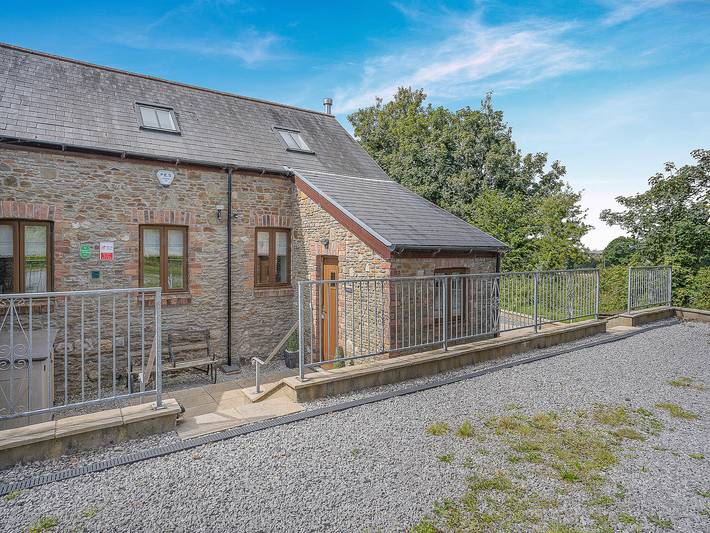 Cottage for 6 people, with garden in Gower