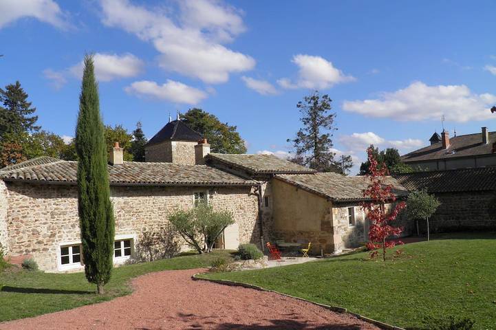 Gîte pour 10 personnes, avec jardin et terrasse