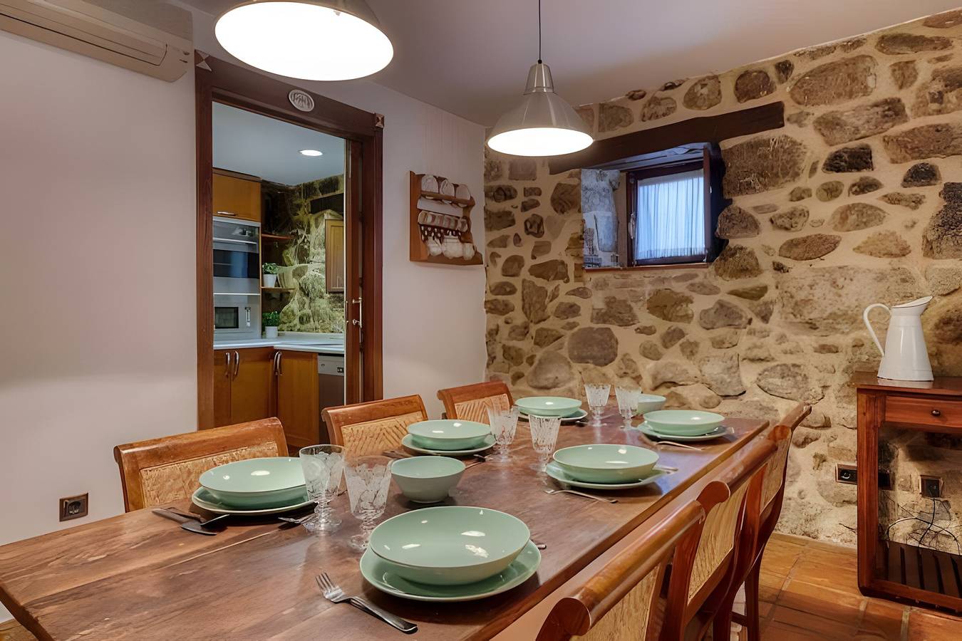 Casa rural 'Cuesta Del Reloj' con vistas a la montaña, Wi-Fi y aire acondicionado in Piedralaves, Provincia de Ávila