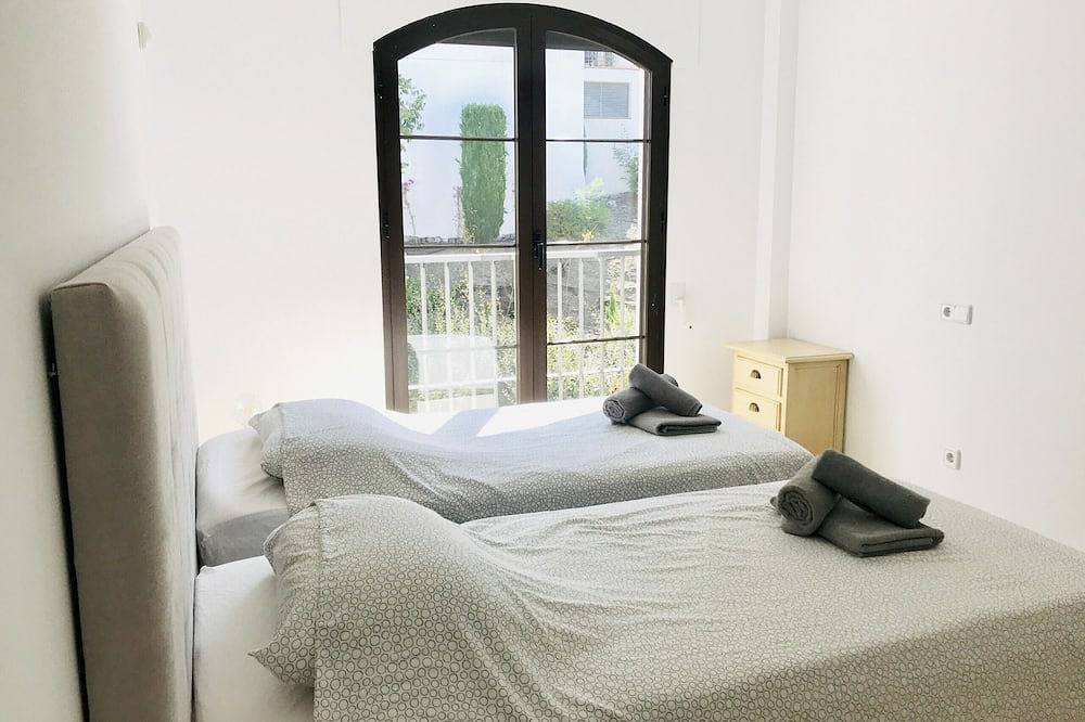 Entire apartment, Penthouse on Los Arqueros golf in Los Arqueros Golf and Country Club, Benahavís