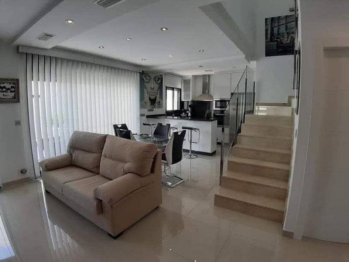 Casa rural para 6 personas, con Terraza además de Jardín y Piscina en Los Montesinos - 3