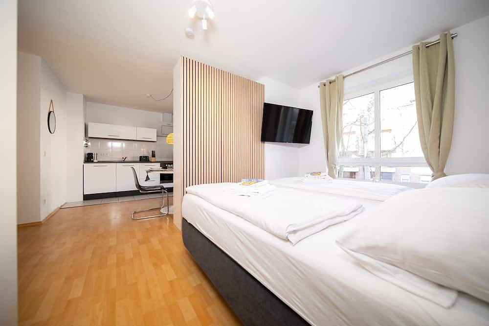 Entire apartment, Favorite Stays: Studiom w/ Balcony | Kitchen | Trade Fair in Neuss, Düsseldorf region