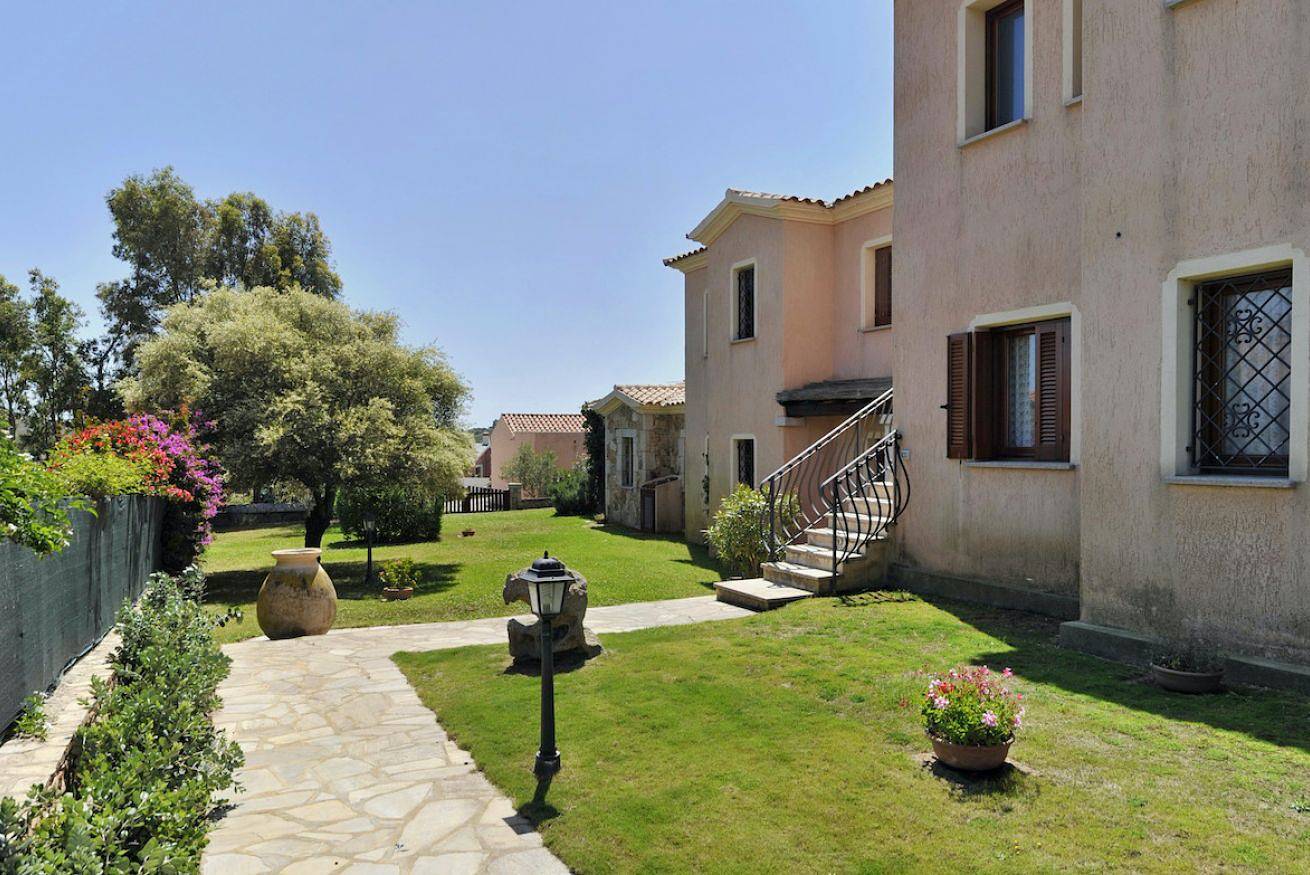 Apartamento entero, Apartamento de vacaciones para 6 personas con balcón/terraza in Case Peschiera-Lu Fraili, San Teodoro