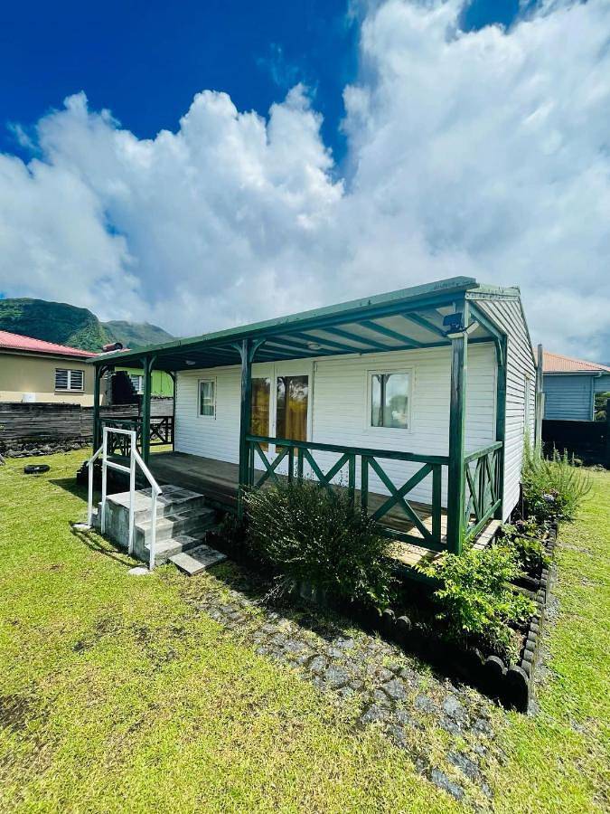Chalet pour 5 personnes, avec terrasse ainsi que jardin et vue