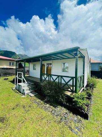 Maison de campagne pour 5 personnes, avec terrasse ainsi que vue et jardin à La Plaine-des-Palmistes