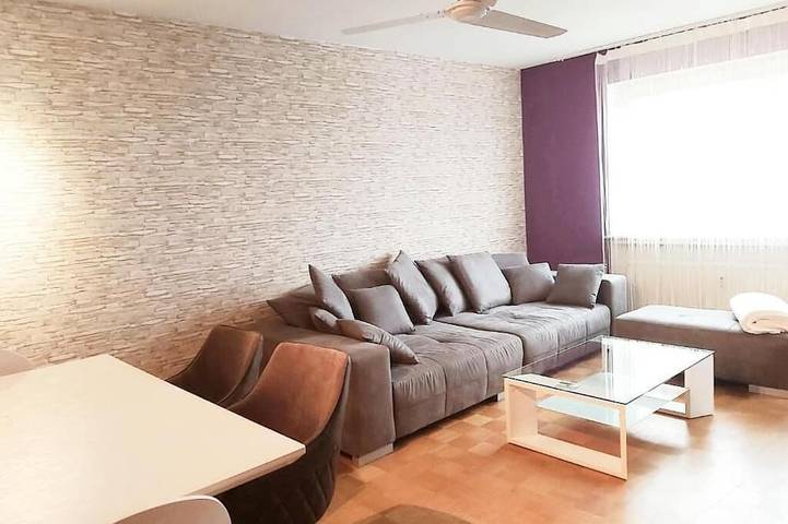 Ferienwohnung für 5 Personen, mit Balkon und Garten