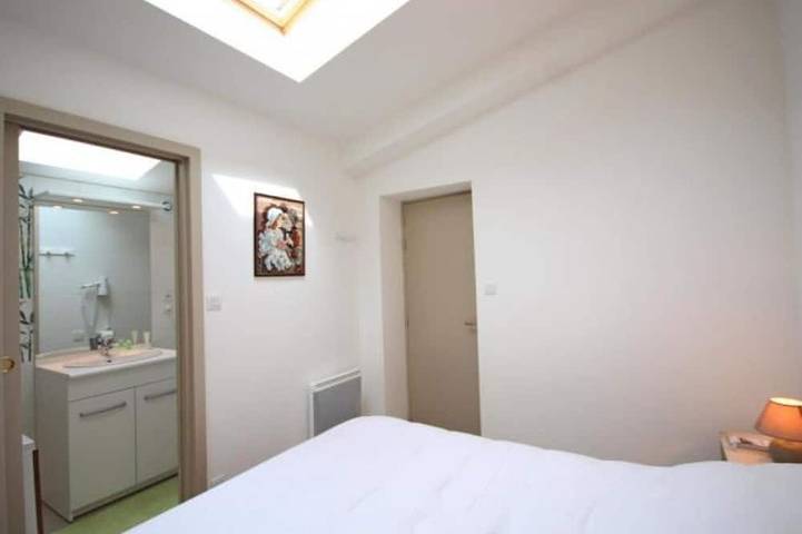 Location de vacances pour 2 personnes, avec piscine ainsi que jacuzzi et jardin à Saint-Martin-sur-Oust - 2