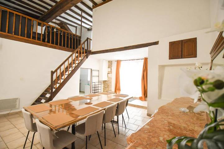 Location de vacances pour 8 personnes, avec Vue à Landreville