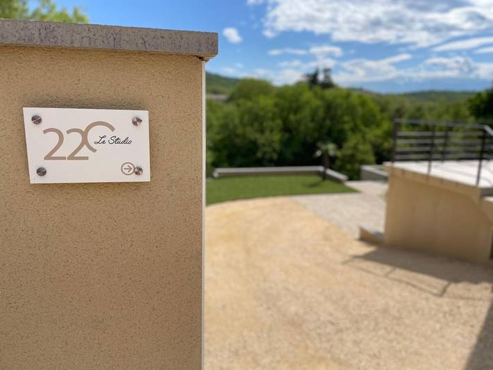 Gîte pour 2 personnes, avec jardin et vue à Pradons - 2