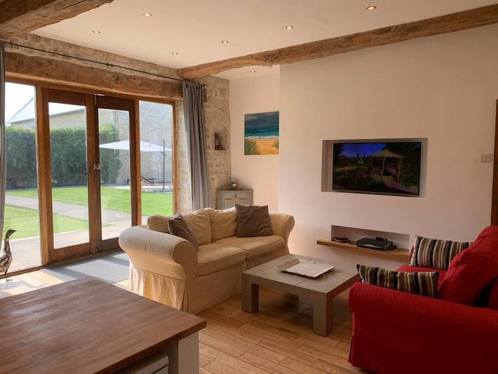 Gîte pour 2 personnes, avec jacuzzi et terrasse ainsi que piscine et jardin, adapté aux familles à Mandeville-en-Bessin - 4