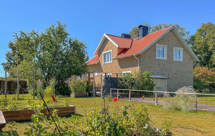 Hus för 12 Personer med bastu in Jönköpings län