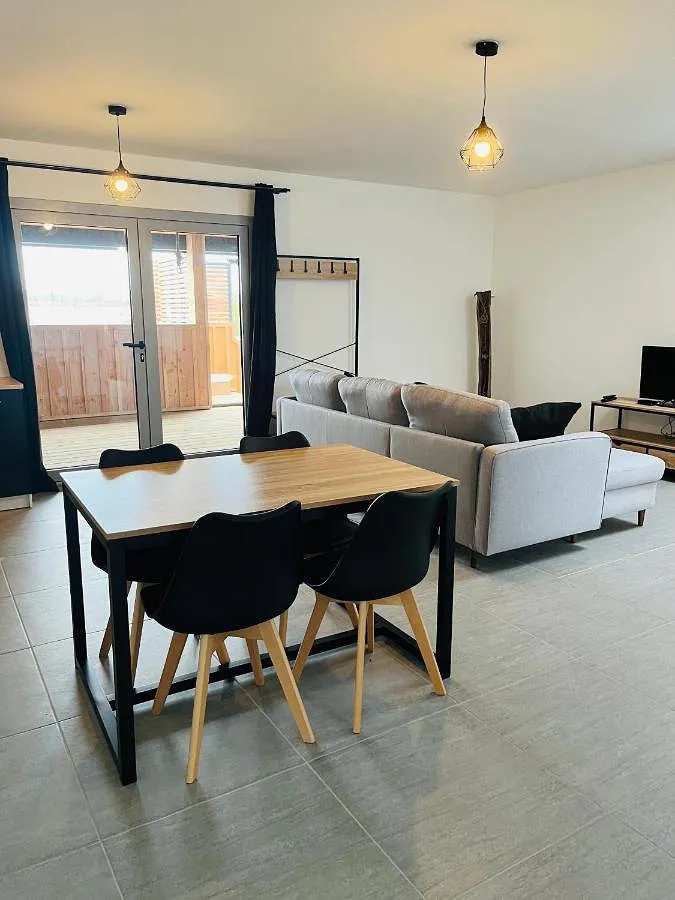 Ferienwohnung für 5 Personen, mit Whirlpool und Balkon - 1