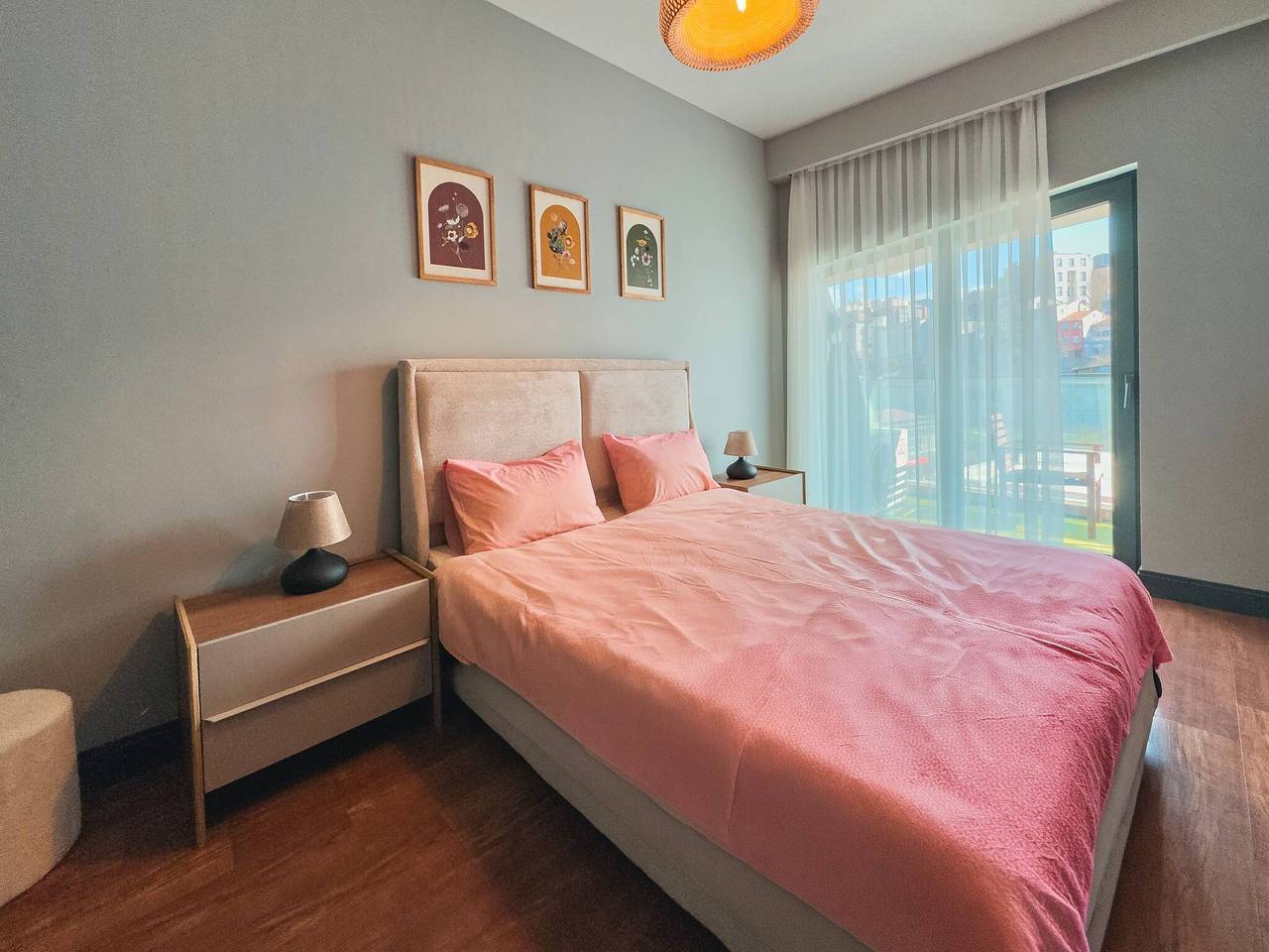 Appartement entier, Appartement moderne et central à Taksim avec piscine, salle de sport et balcon in Beyoğlu, Istanbul