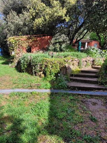 Gîte pour 2 personnes, avec jardin et terrasse à Puget-Ville