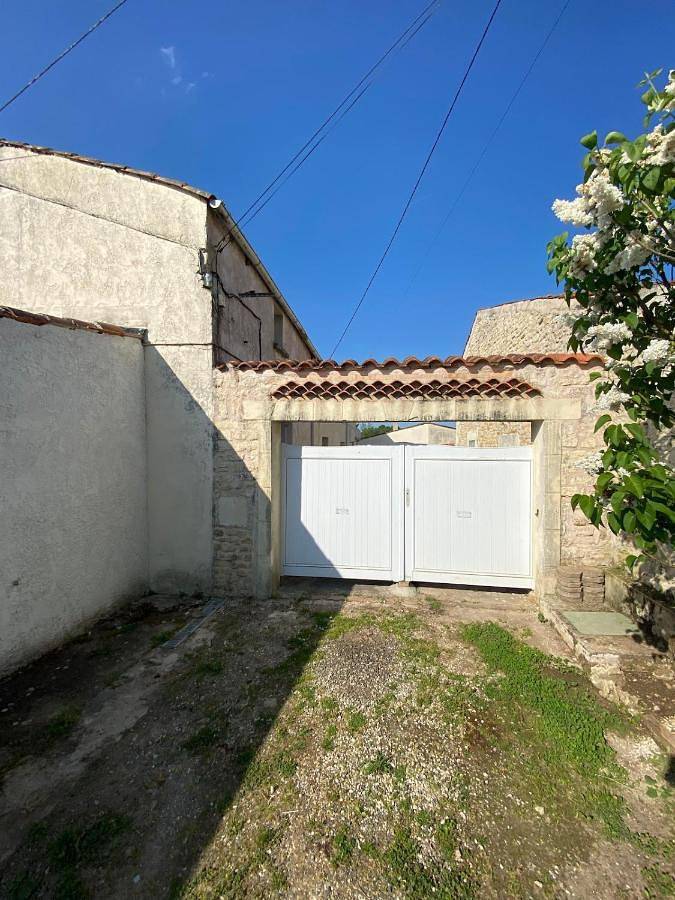 Location de vacances pour 4 personnes, avec jardin et terrasse à Saint-Savinien - 4