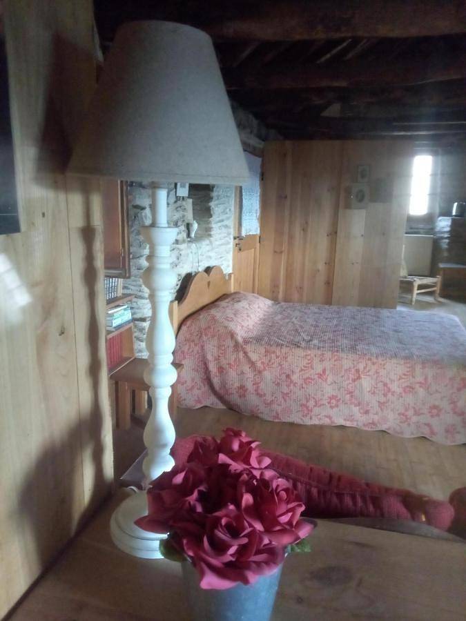 Location de vacances pour 3 personnes, avec vue à Saint-Hilaire-de-Lavit - 2
