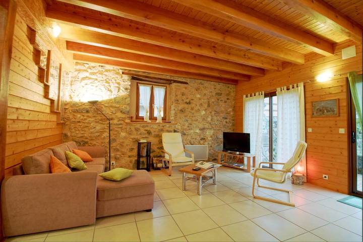 Gîte pour 6 personnes, avec jardin à Asté - 2