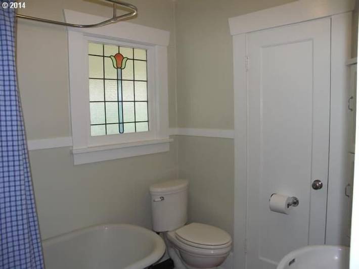 Vacation rental for 4 people, with yard and terrace in Hood River