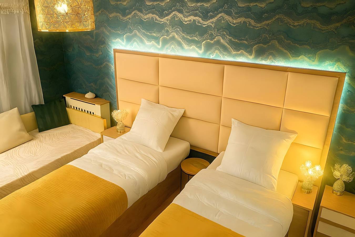 Entire apartment, Vacation Rental Apartment with Shared Garden, Balcony & Wi-Fi in Bezons, Val-d'Oise