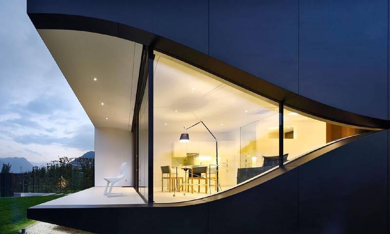 Mirror House Nord in Oberau-Haslach, Bozen