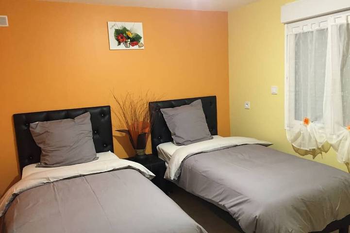 Gîte pour 4 personnes, avec jardin à Lillers - 2