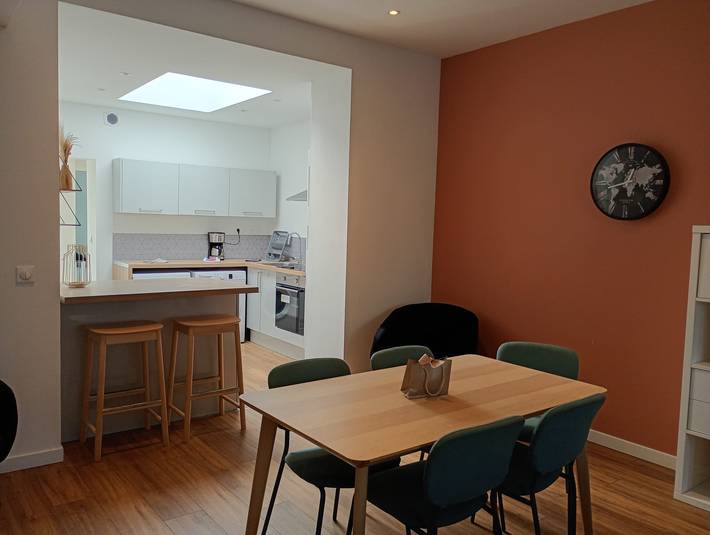 Proche de Lille, Maison 5 Chambres avec Jardin in Faches-Thumesnil, Lille region