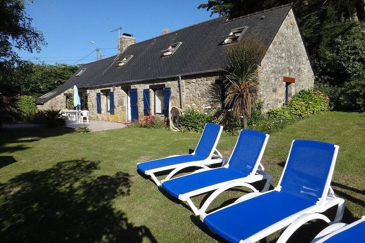 Location de vacances pour 6 personnes, avec terrasse et jardin dans Plage De Goulien
