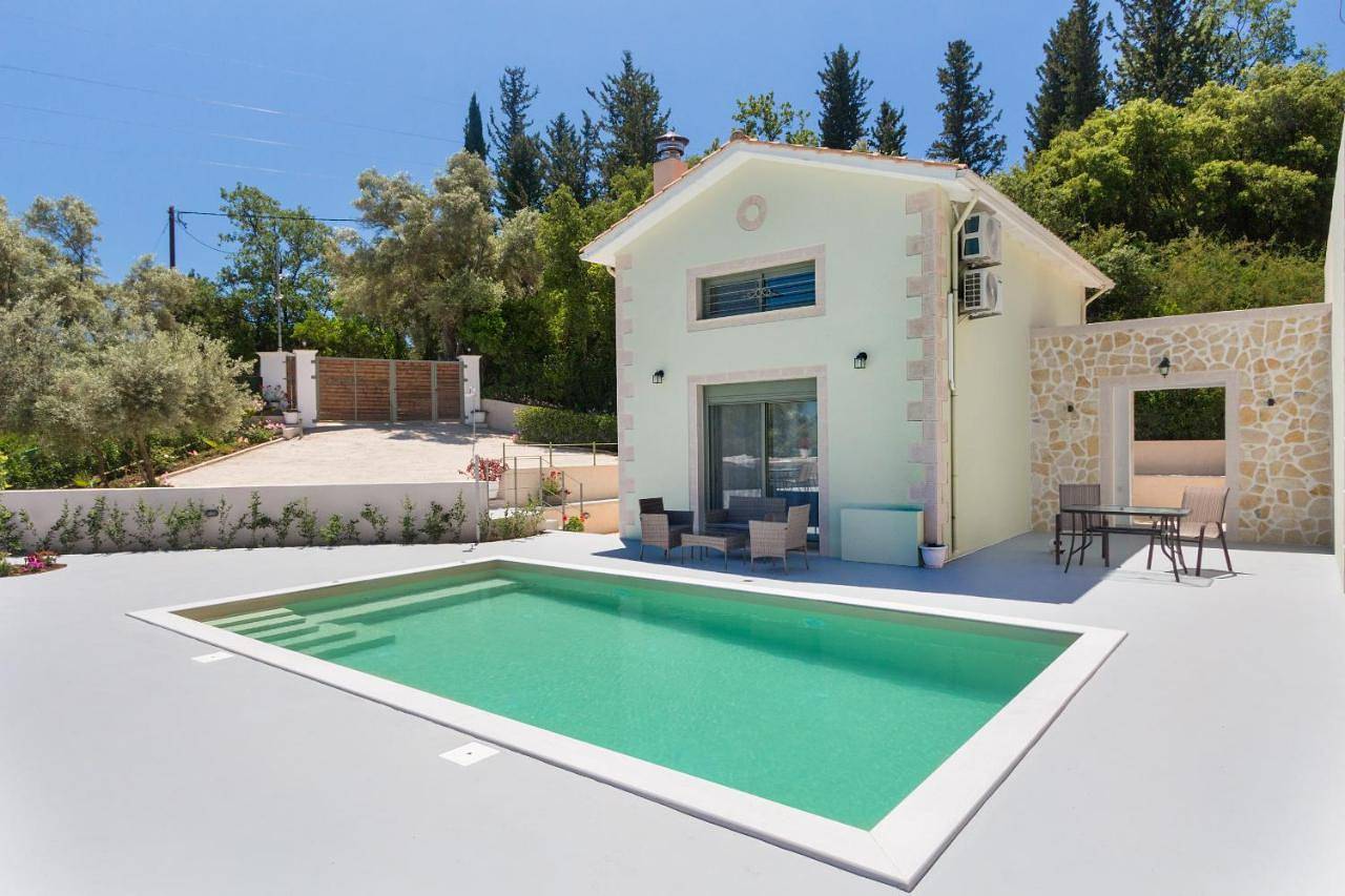 Armonia View Villa in Καρυώτες, Ελλάδα