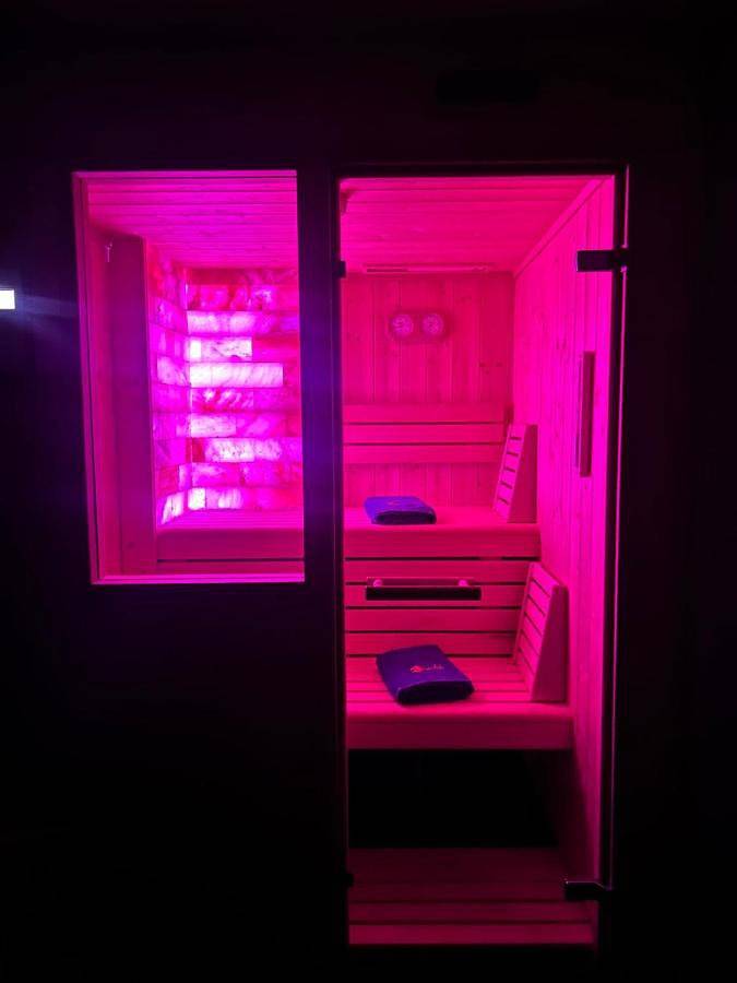 Location de vacances pour 2 personnes, avec jardin et sauna ainsi que vue et terrasse à Colroy-la-Roche - 3