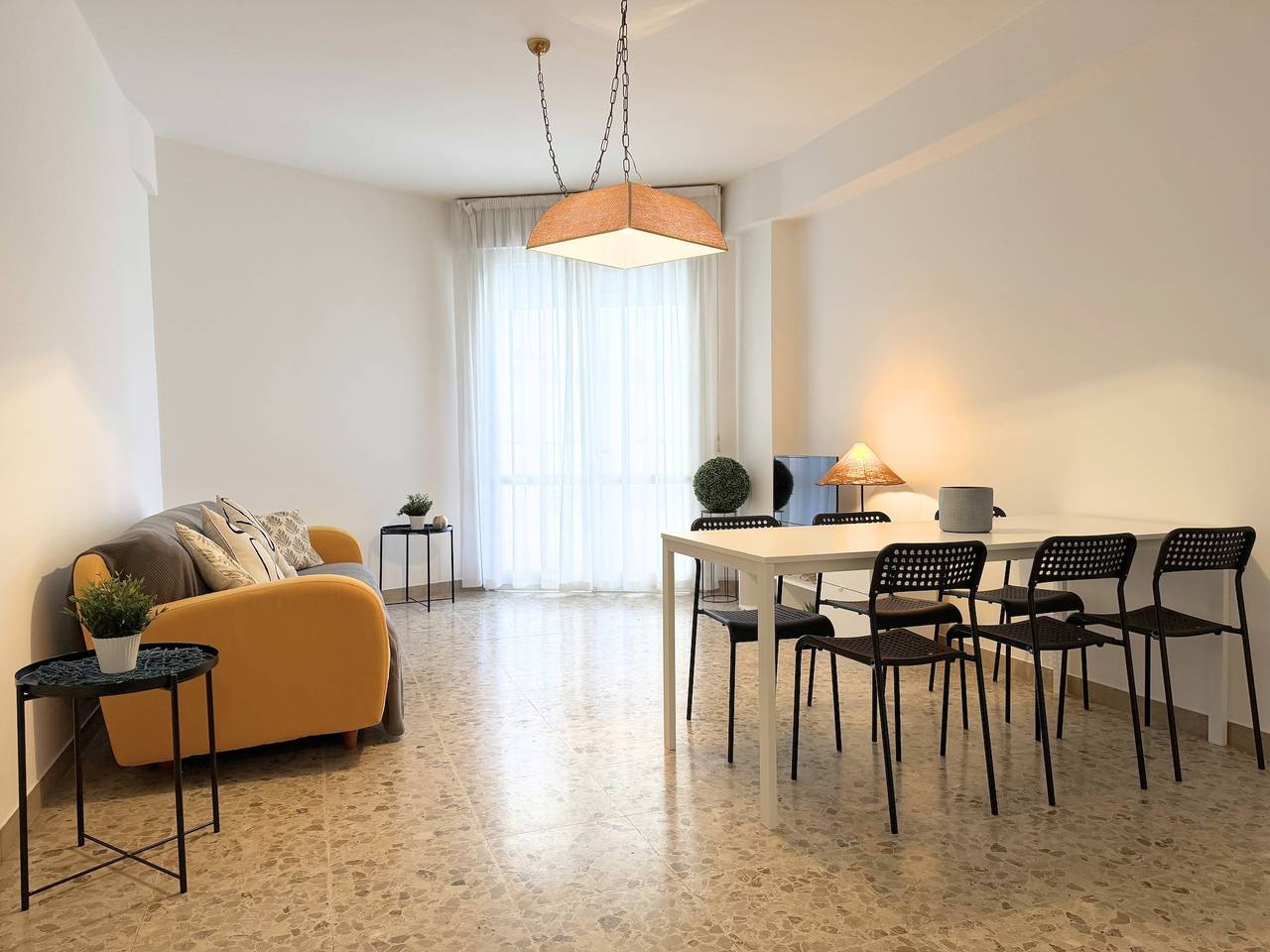 Ganze Wohnung, Wohnung mit Terrasse in der Nähe des Meeres in Lido di Jesolo, Jesolo