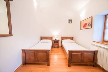 Villa for 6 People in Montenegro, Photo 2