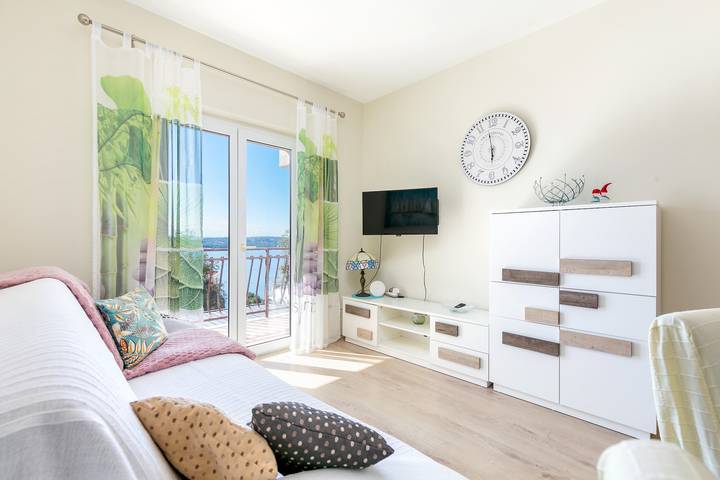 Ferienwohnung für 4 Personen, mit Balkon/Terrasse in Trogir
