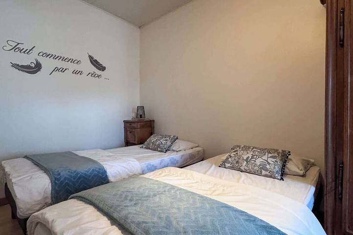 Location de vacances pour 12 personnes, avec jardin à Saint-Michel-Mont-Mercure - 4