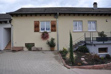 Gîte pour 4 personnes, avec jardin et terrasse à Soultzmatt