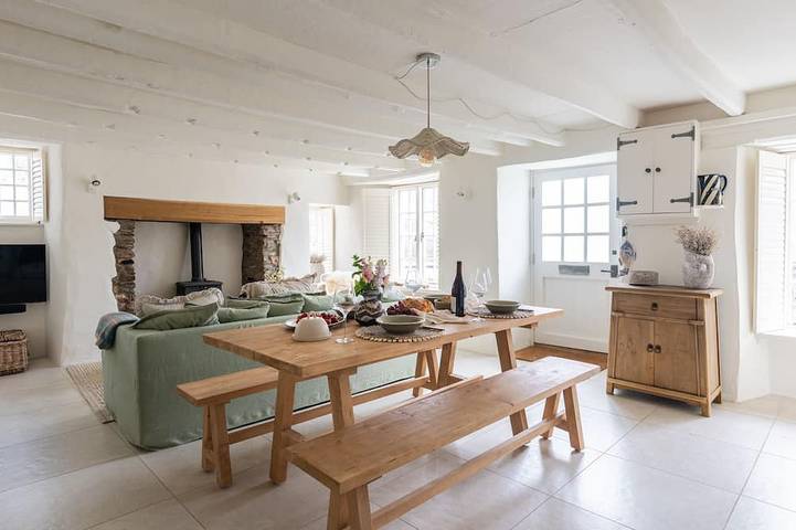 Cottage for 4 people, with garden and balcony in Newton Ferrers