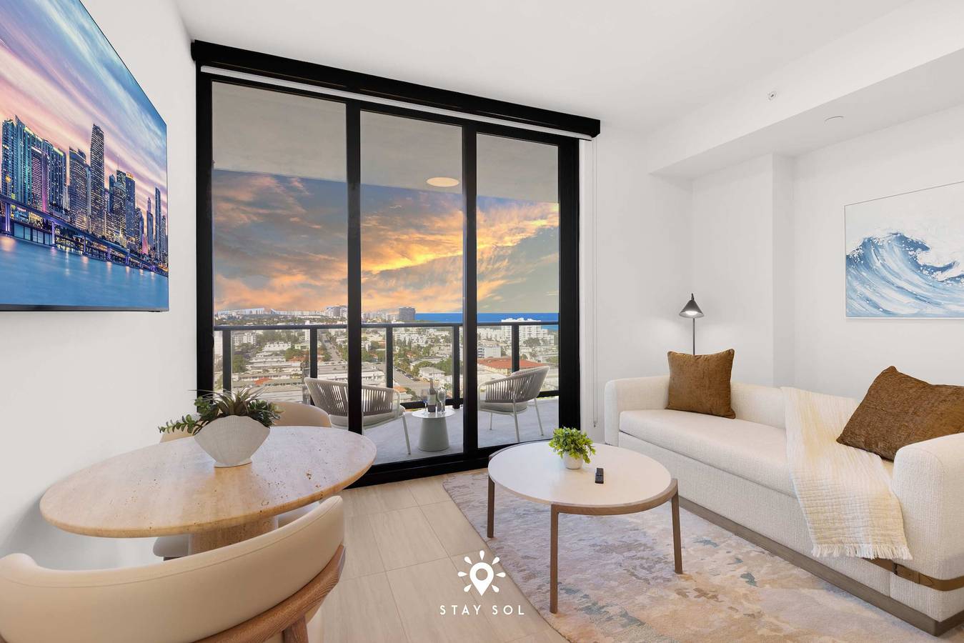 Hel leilighet, Beautiful Apt -Private Balcony Pool in Atlantic Heights, Miami Beach