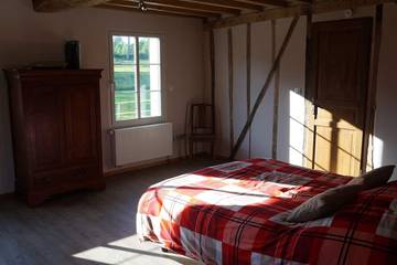 Location De Vacances pour 14 Personnes dans Aix-en-Issart, Région de Montreuil, Photo 1