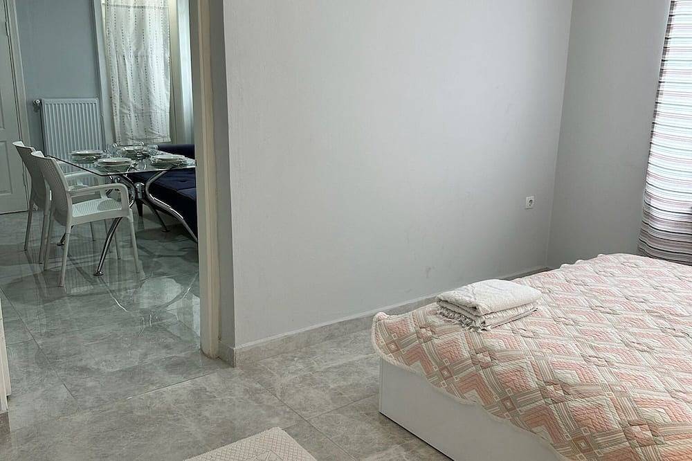Entire apartment, Charming 1-bedroom apartment with Ac, Wifi in adorable Antalya in Antalya, Antalya Province