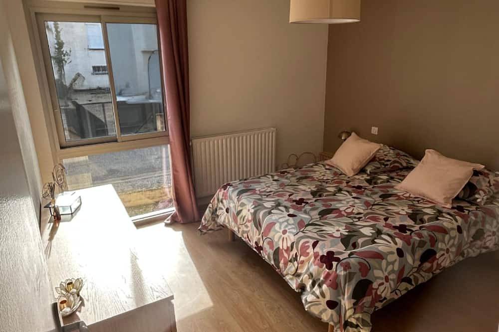 Entire apartment, La parenthèse. 2 bedrooms. 75m2 in Pamiers, Ariège