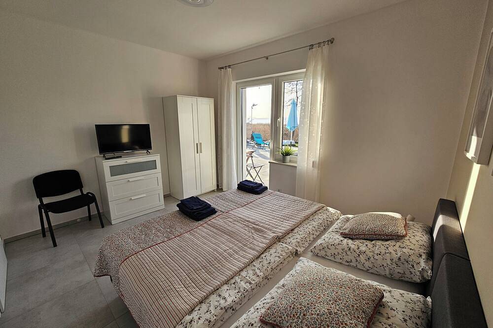 Villa Koprowo -mit direktem Seezugang, Sauna & Whirlpool in Zastań, Baltic Sea Pomerania