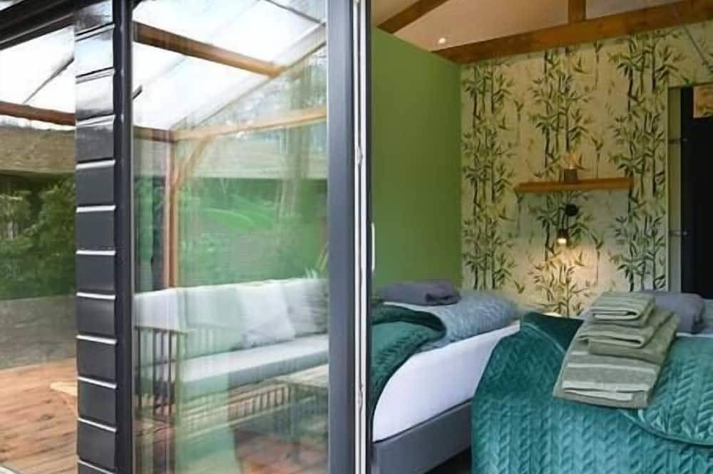 Zen-Bungalow no 1 with sauna and hot tub in Hardenberg, Regio Zwolle