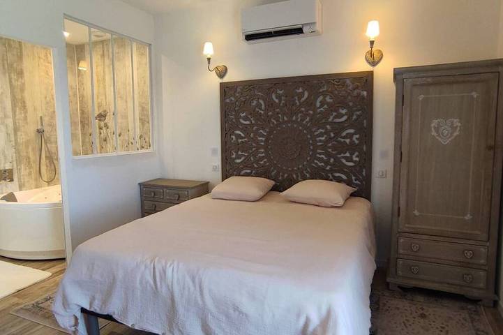 Location de vacances pour 2 personnes, avec Jacuzzi et Jardin à Péret - 2